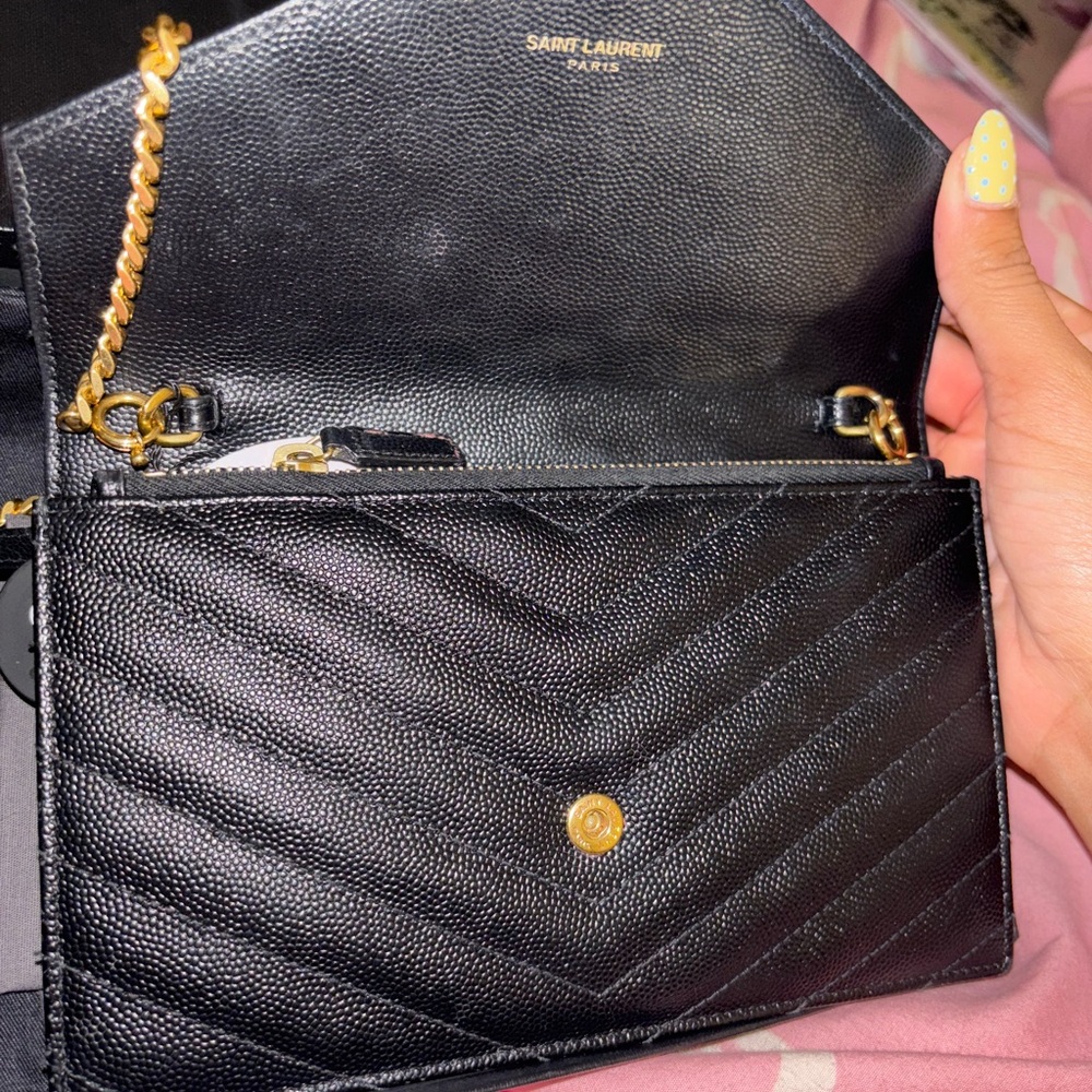 Saint Laurent Cassandre Envelope Chain Wallet - Picture 4 of 5